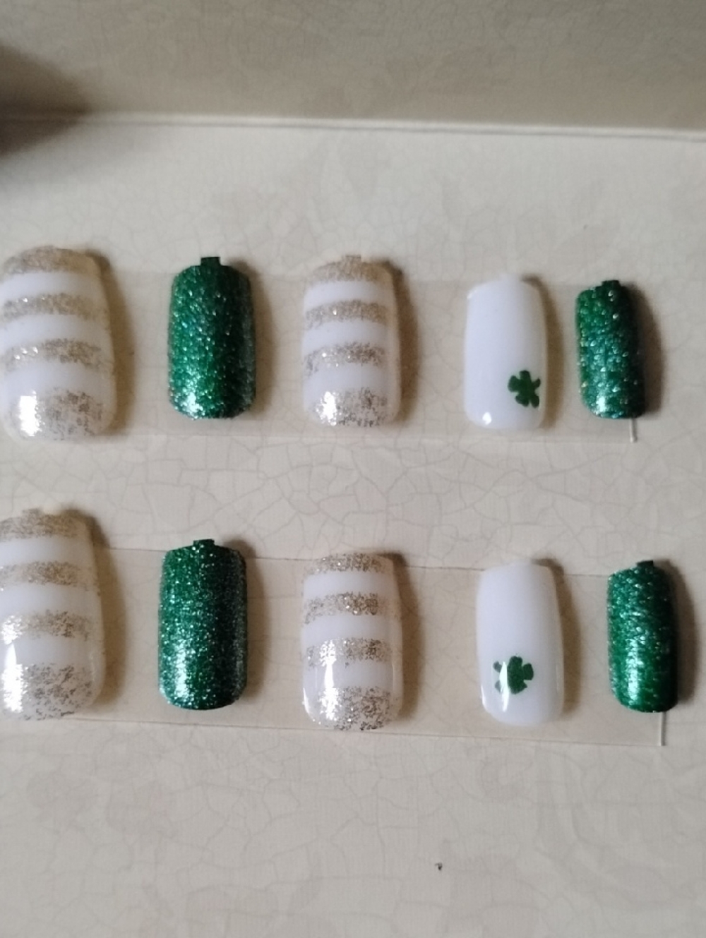 Green Glitter & White Shamrock Press-On Nail Set